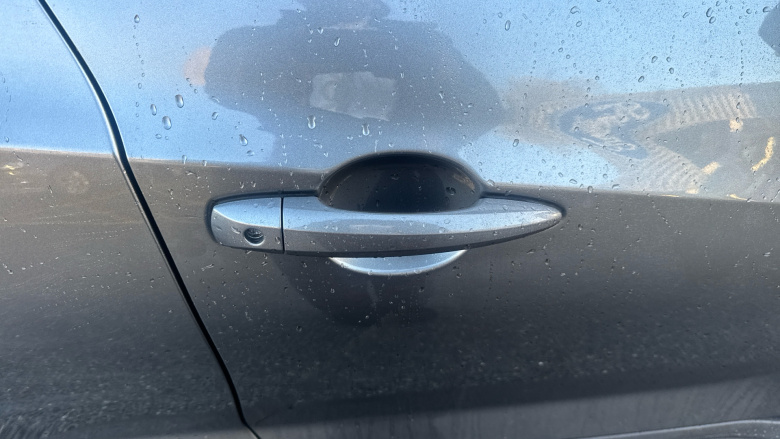 Nissan Juke 1.0 DiG-T Acenta 5dr Petrol Hatchback